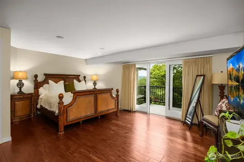 13244 Woodinville-redmond Road NE Redmond WA 98052
