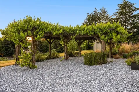 13244 Woodinville-redmond Road NE Redmond WA 98052