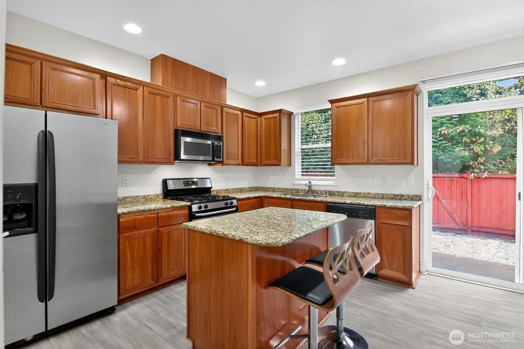 28700 34th Avenue S Auburn WA 98001