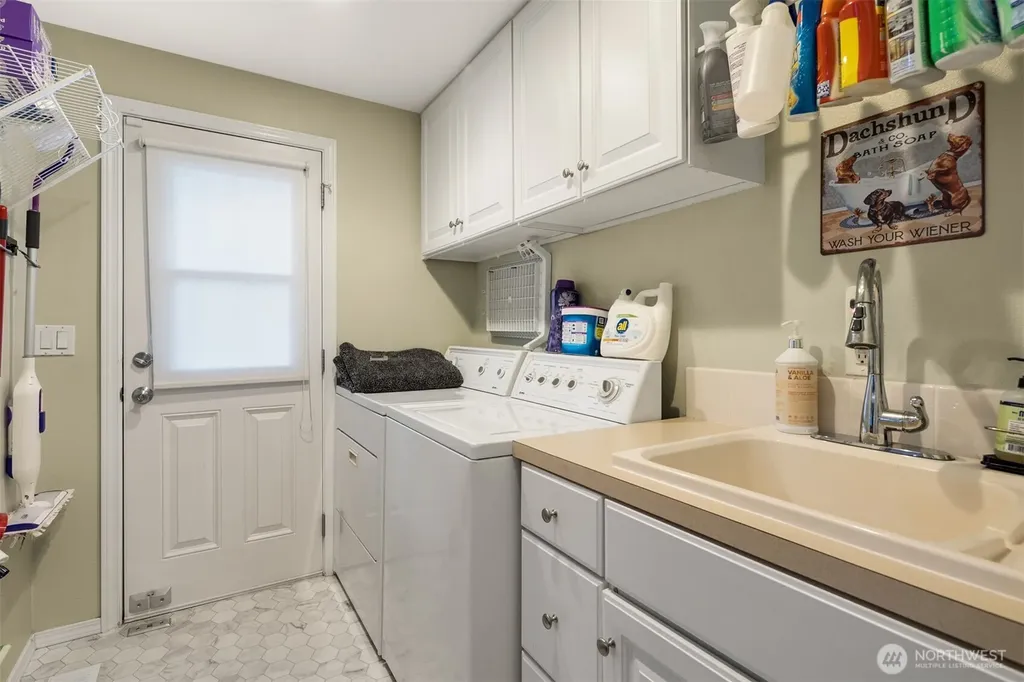 14211 SE 162nd Place Renton WA 98058