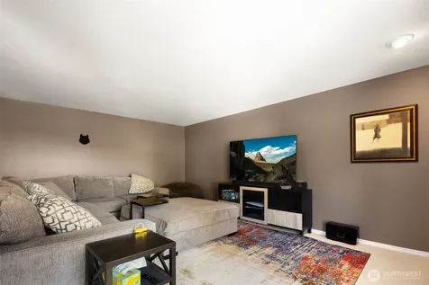 14211 SE 162nd Place Renton WA 98058