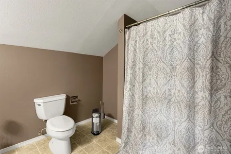 14211 SE 162nd Place Renton WA 98058