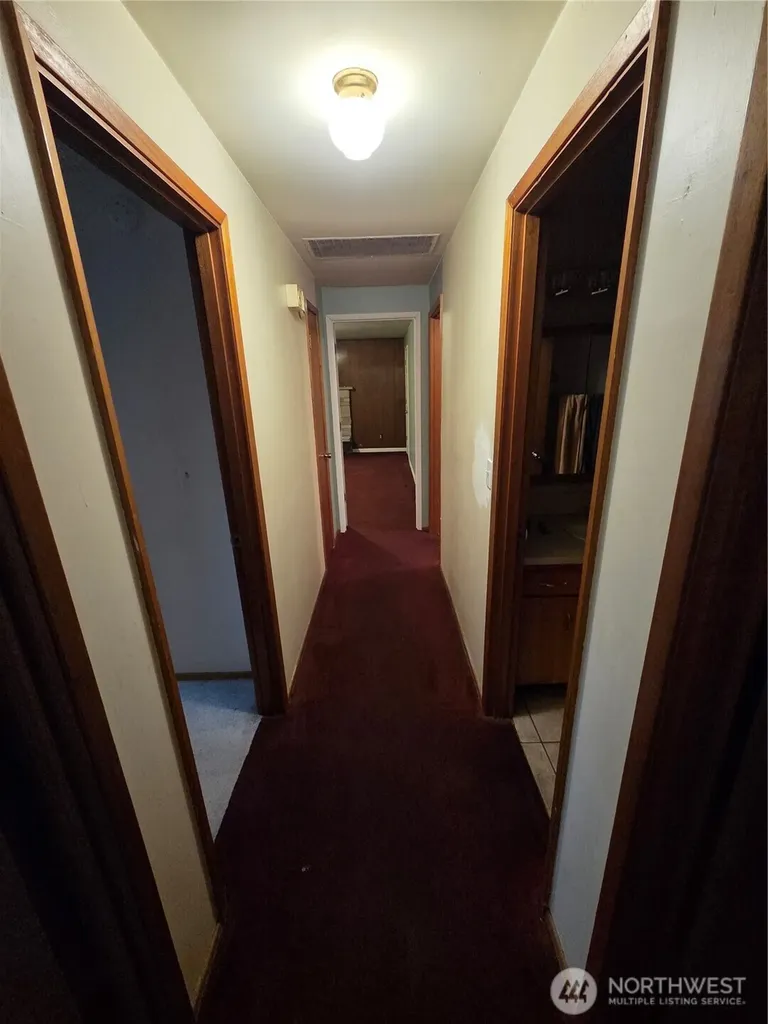 3712 S 175th Seatac WA 98188
