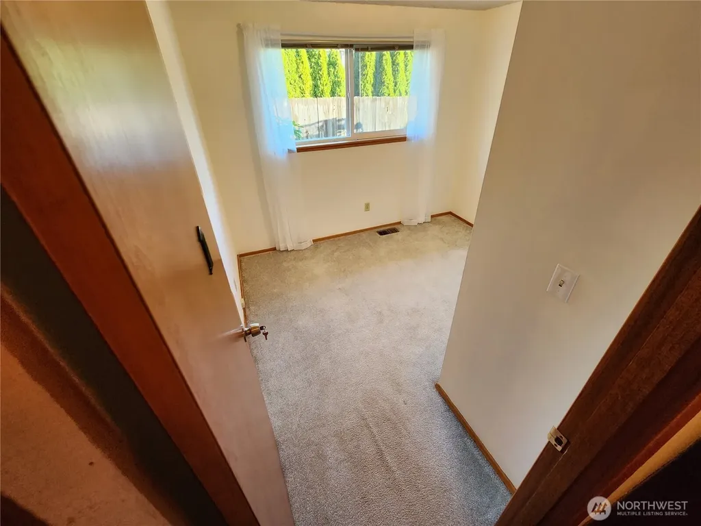 3712 S 175th Seatac WA 98188