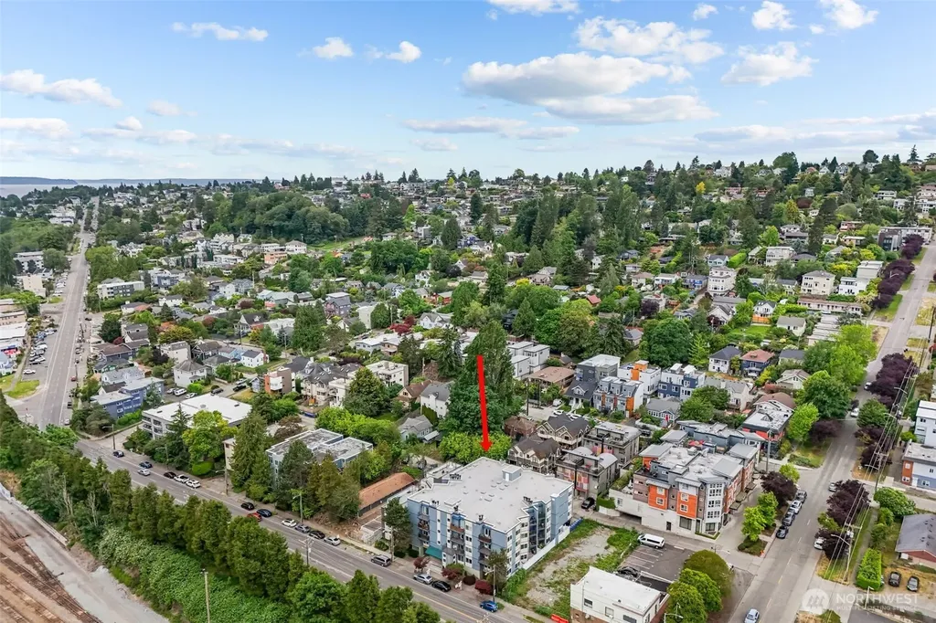 3045 20th Avenue W Seattle WA 98199