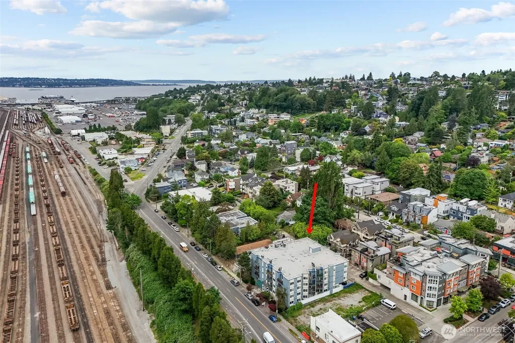 3045 20th Avenue W Seattle WA 98199