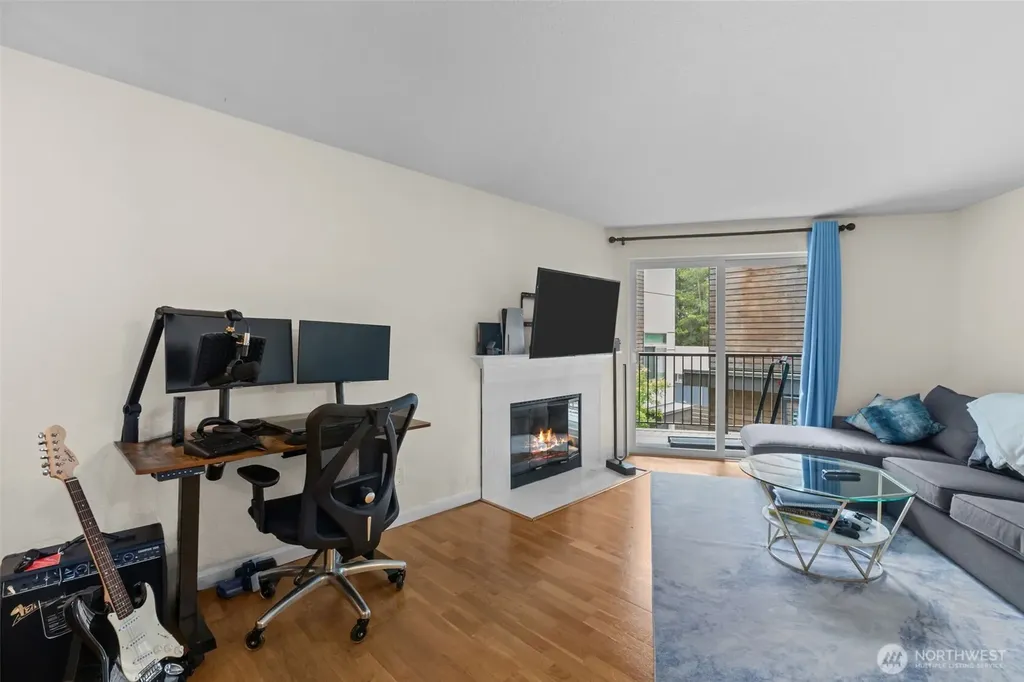 3045 20th Avenue W Seattle WA 98199