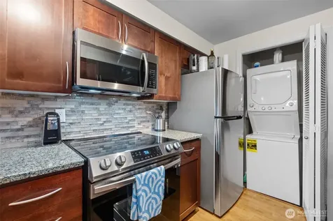 3045 20th Avenue W Seattle WA 98199