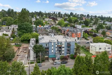 3045 20th Avenue W Seattle WA 98199