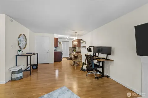 3045 20th Avenue W Seattle WA 98199