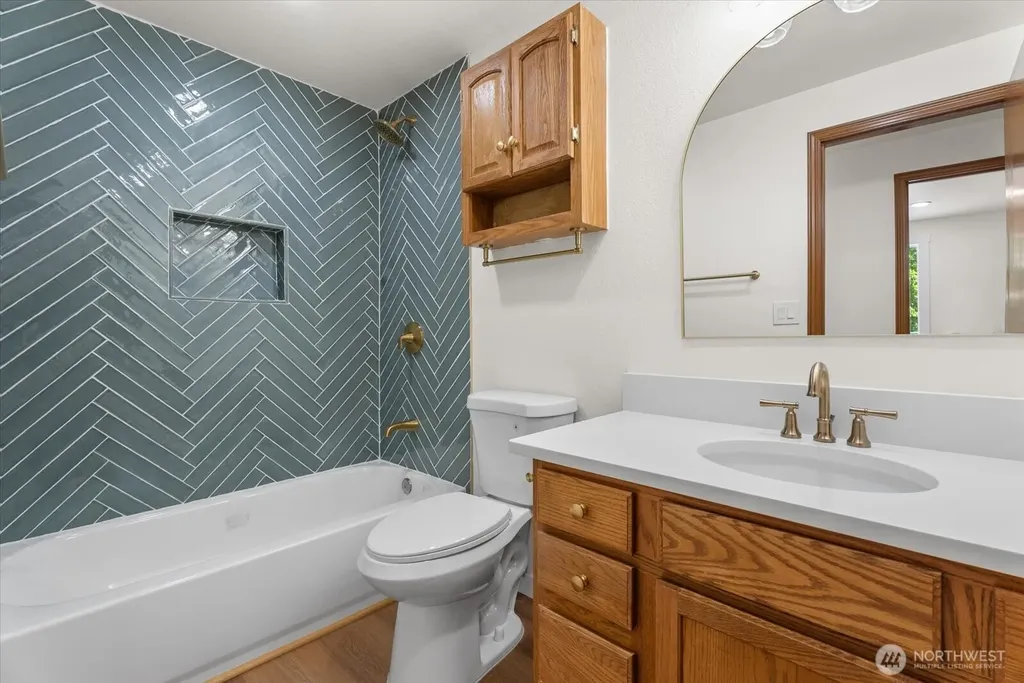 2901 Applehill Court NE Olympia WA 98506