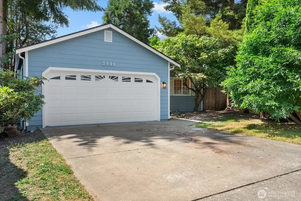 2901 Applehill Court NE Olympia WA 98506