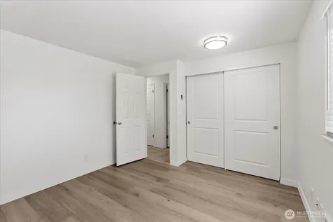 1113 SE 6th Avenue Oak Harbor WA 98277