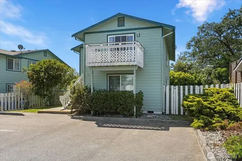 1113 SE 6th Avenue Oak Harbor WA 98277