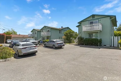 1113 SE 6th Avenue Oak Harbor WA 98277