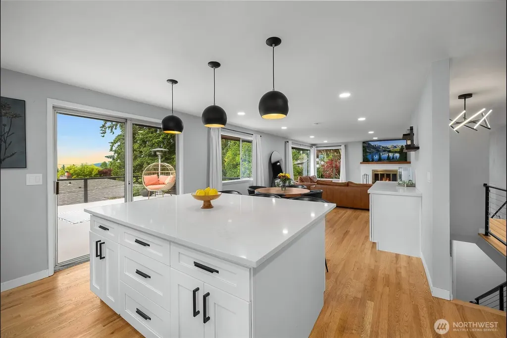 18230 88th Avenue W Edmonds WA 98026
