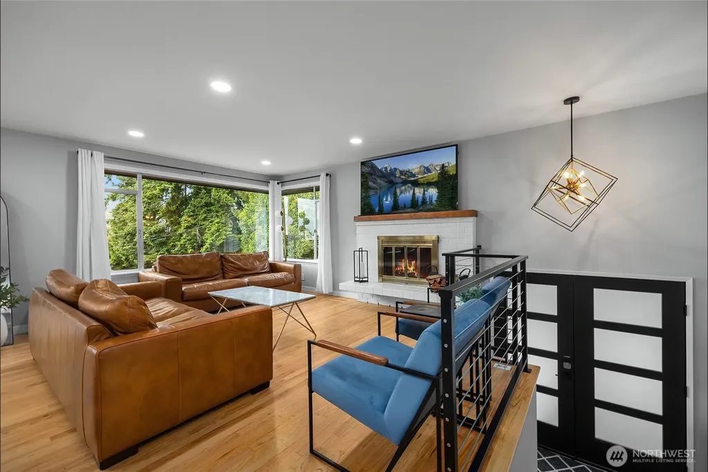18230 88th Avenue W Edmonds WA 98026