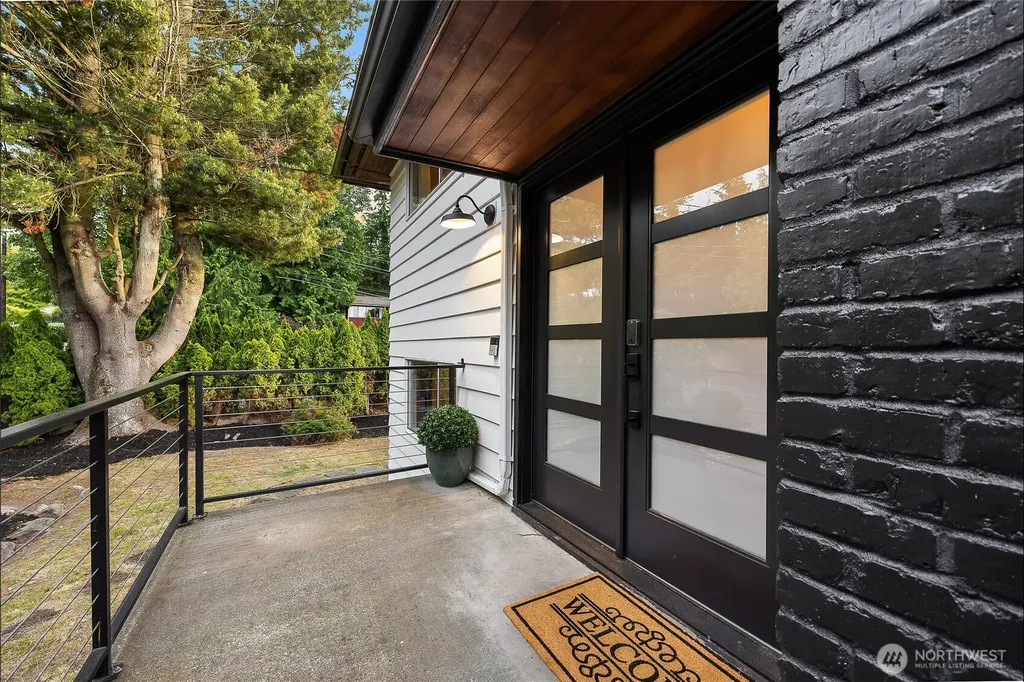 18230 88th Avenue W Edmonds WA 98026