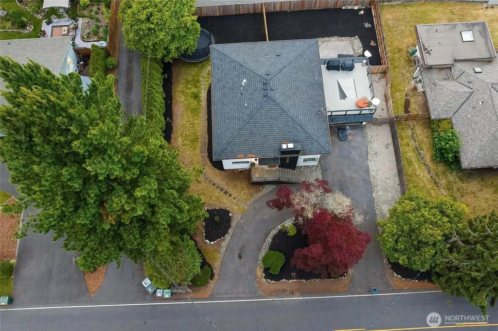18230 88th Avenue W Edmonds WA 98026