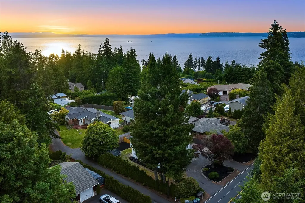 18230 88th Avenue W Edmonds WA 98026