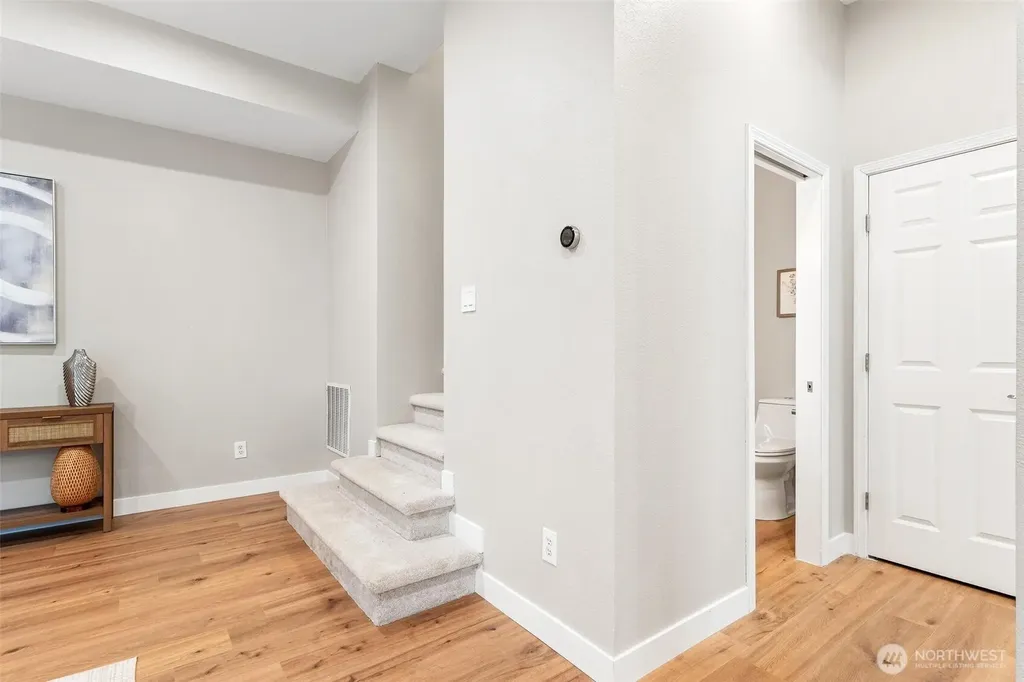 18912 108th Lane SE Renton WA 98055