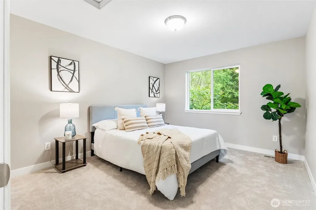 18912 108th Lane SE Renton WA 98055