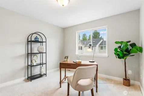 18912 108th Lane SE Renton WA 98055