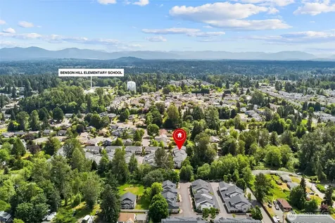 18912 108th Lane SE Renton WA 98055