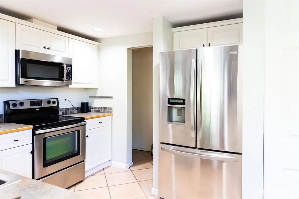 420 S 46th Place Renton WA 98055