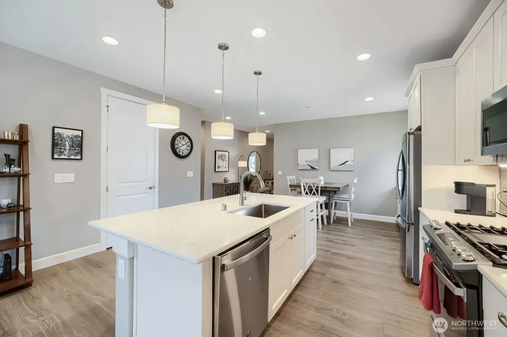 5515 157th Avenue Ct E Sumner WA 98390