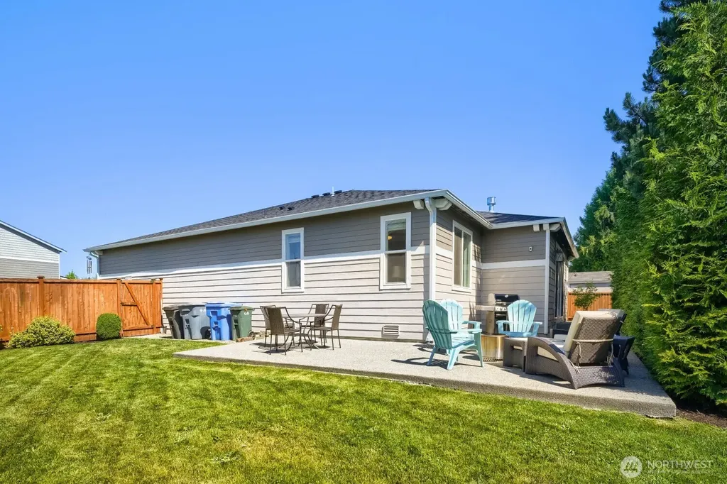 5515 157th Avenue Ct E Sumner WA 98390