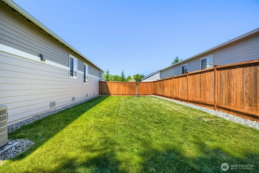 5515 157th Avenue Ct E Sumner WA 98390