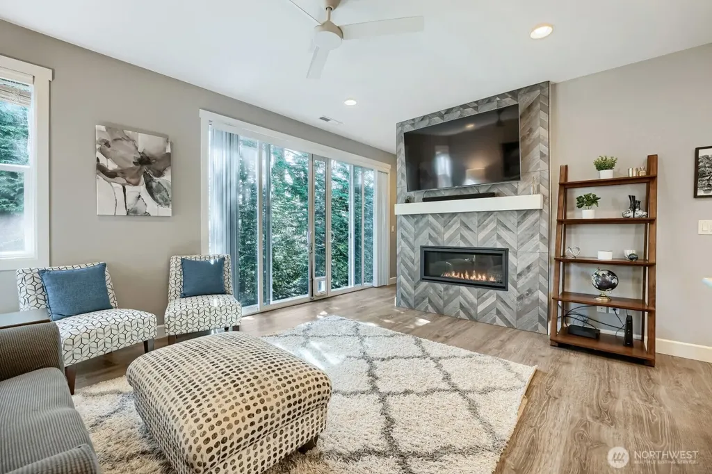 5515 157th Avenue Ct E Sumner WA 98390