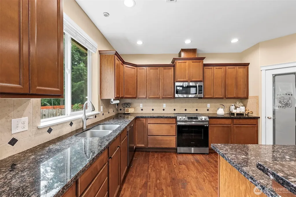 1440 Farina Loop SE Olympia WA 98513