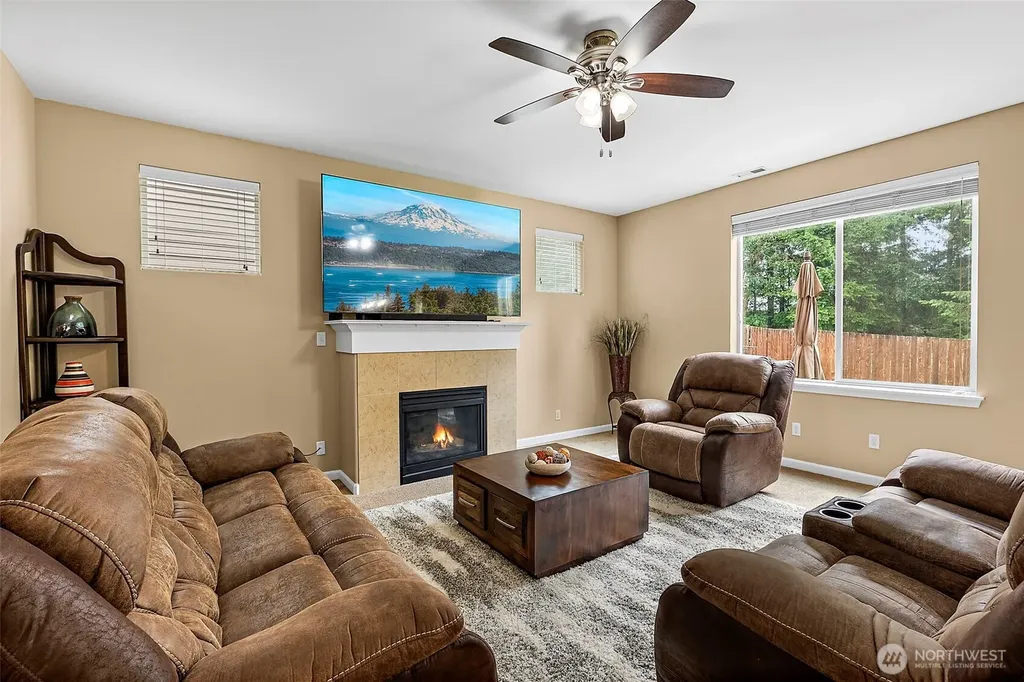 1440 Farina Loop SE Olympia WA 98513