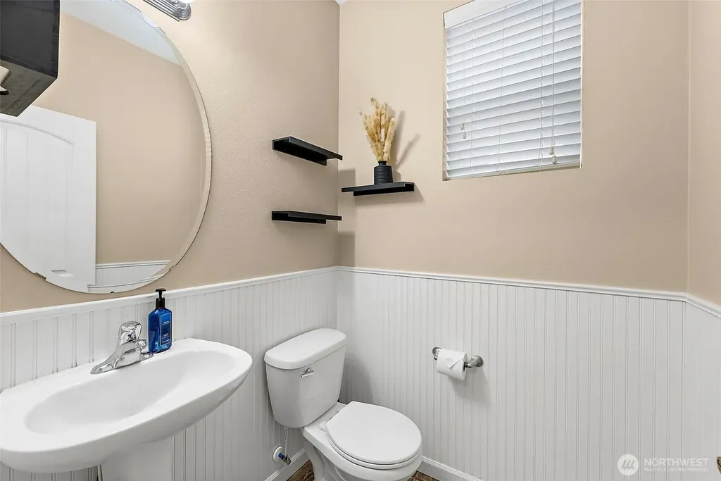 1440 Farina Loop SE Olympia WA 98513