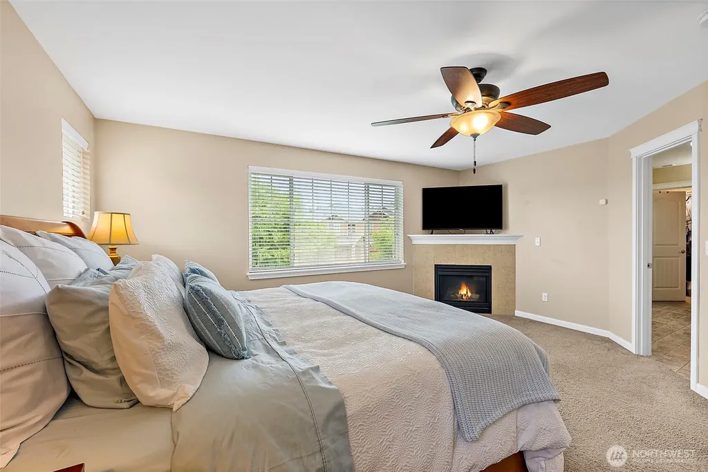 1440 Farina Loop SE Olympia WA 98513