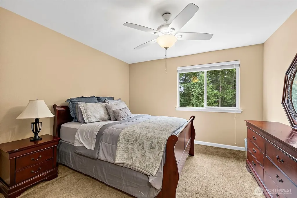 1440 Farina Loop SE Olympia WA 98513