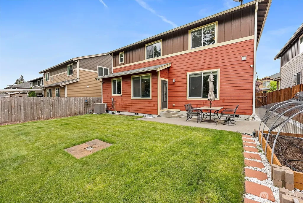 1440 Farina Loop SE Olympia WA 98513
