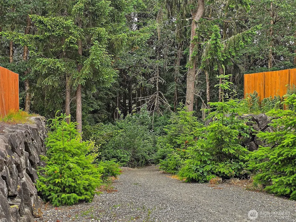 1440 Farina Loop SE Olympia WA 98513