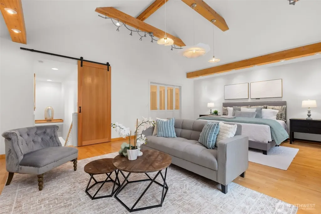 1740 NE 103rd Street Seattle WA 98125