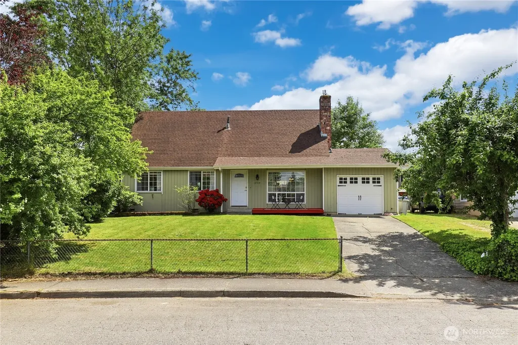 12519 SE 277th Place Kent WA 98030