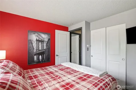 12519 SE 277th Place Kent WA 98030