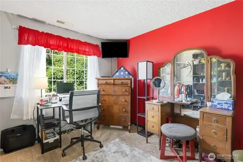 12519 SE 277th Place Kent WA 98030