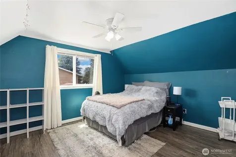 12519 SE 277th Place Kent WA 98030
