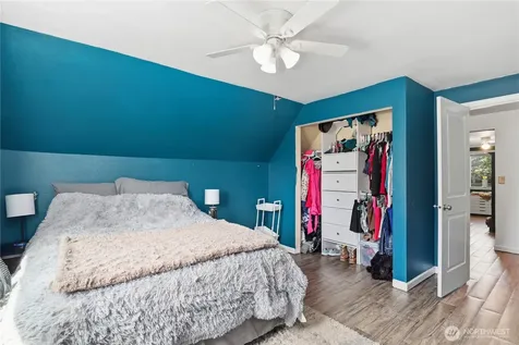 12519 SE 277th Place Kent WA 98030