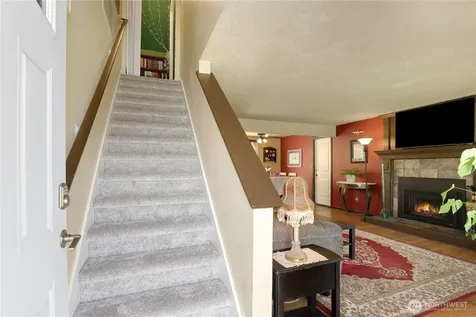 12519 SE 277th Place Kent WA 98030