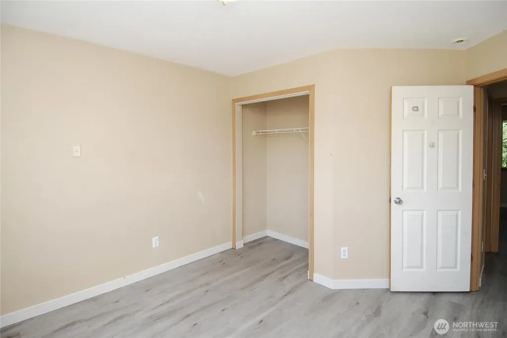 9523 17th Place NE Lake Stevens WA 98258