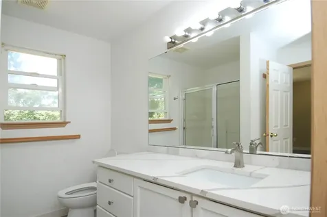 9523 17th Place NE Lake Stevens WA 98258