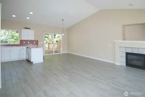9523 17th Place NE Lake Stevens WA 98258
